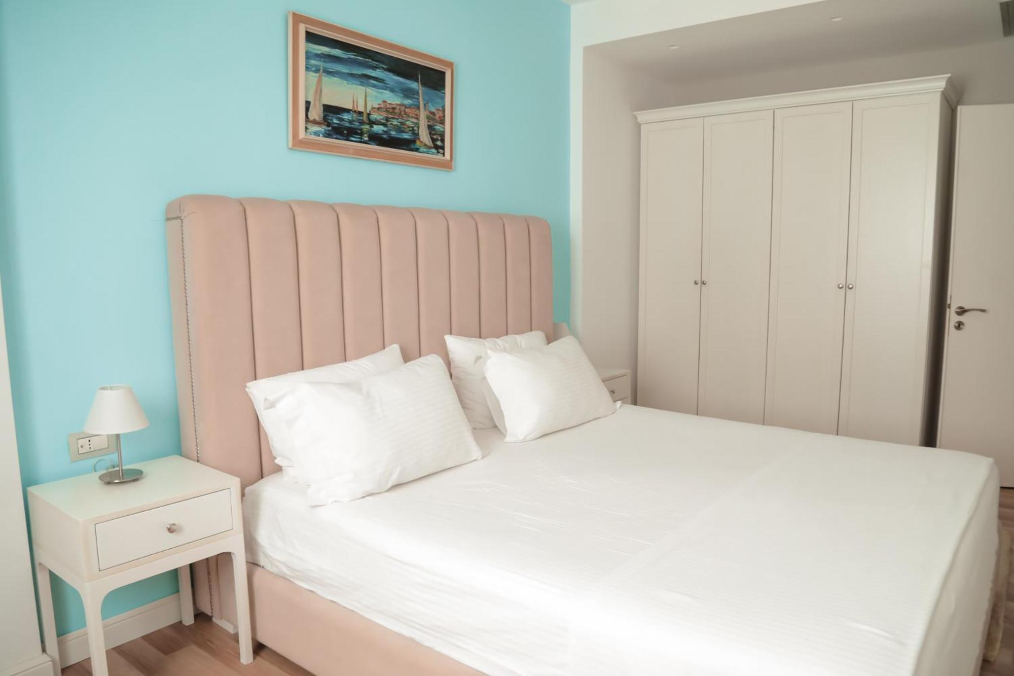 Limani Deluxe Apartments Sarandë Buitenkant foto