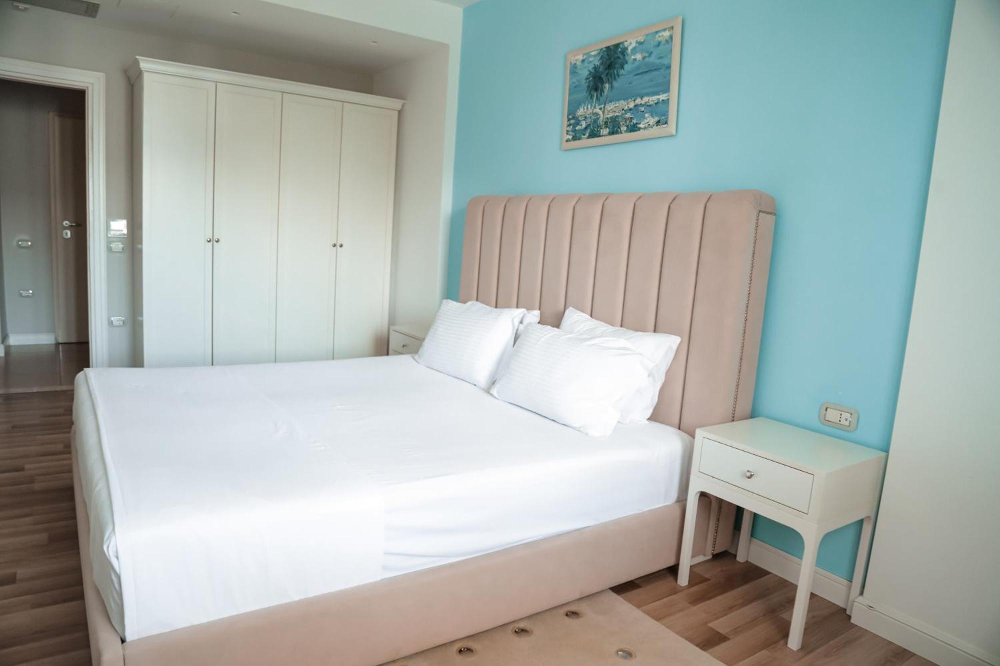 Limani Deluxe Apartments Sarandë Buitenkant foto