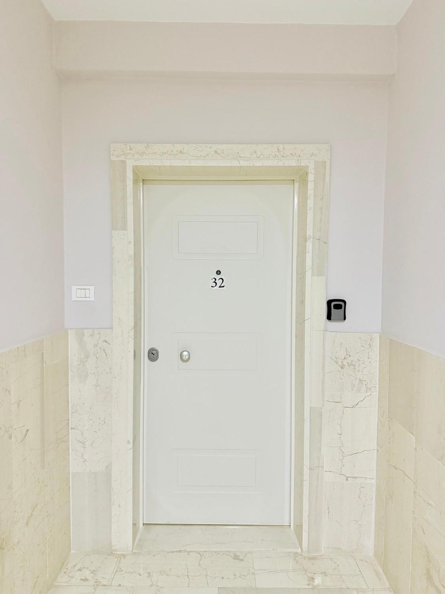 Limani Deluxe Apartments Sarandë Buitenkant foto