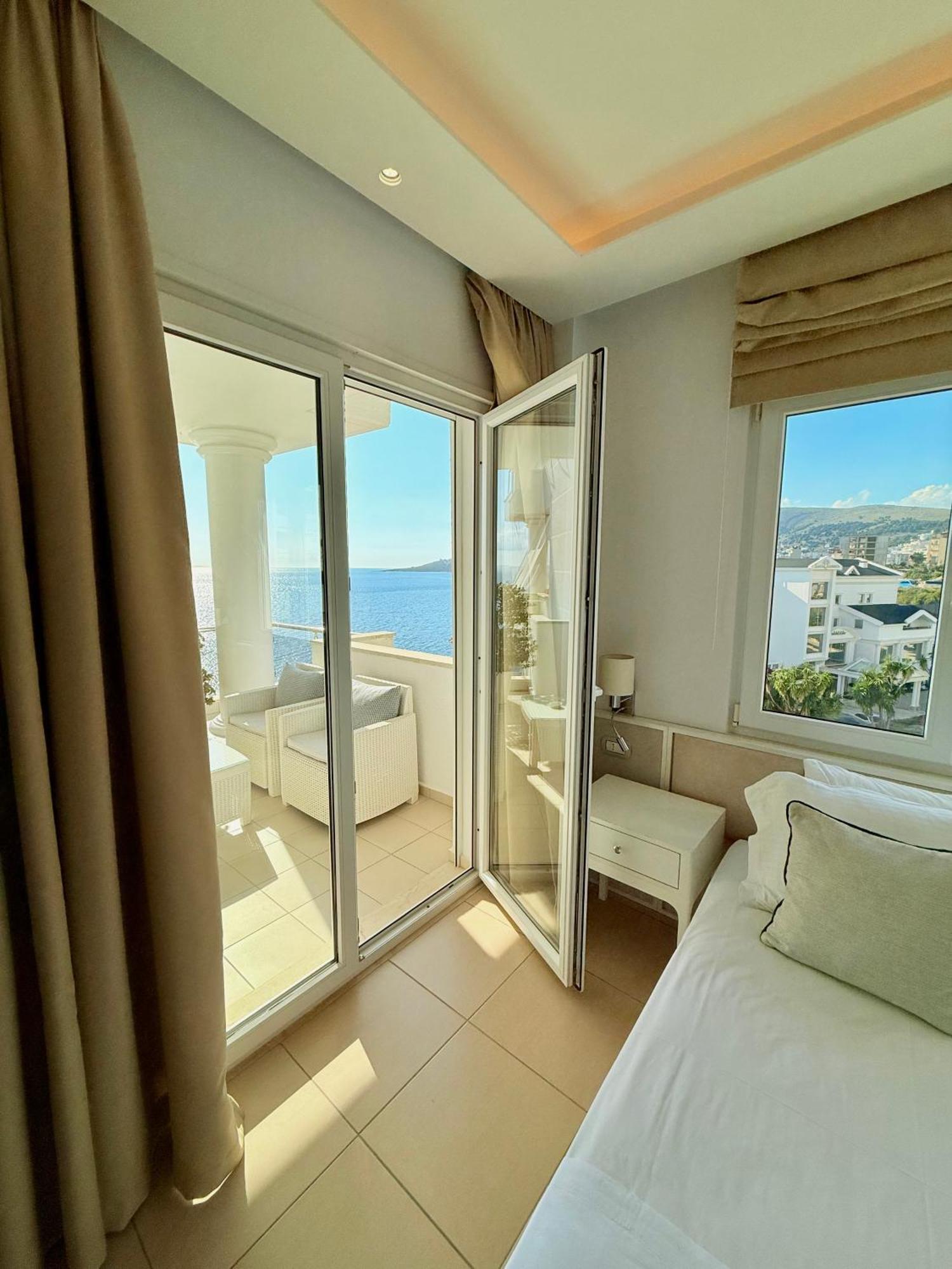 Limani Deluxe Apartments Sarandë Buitenkant foto