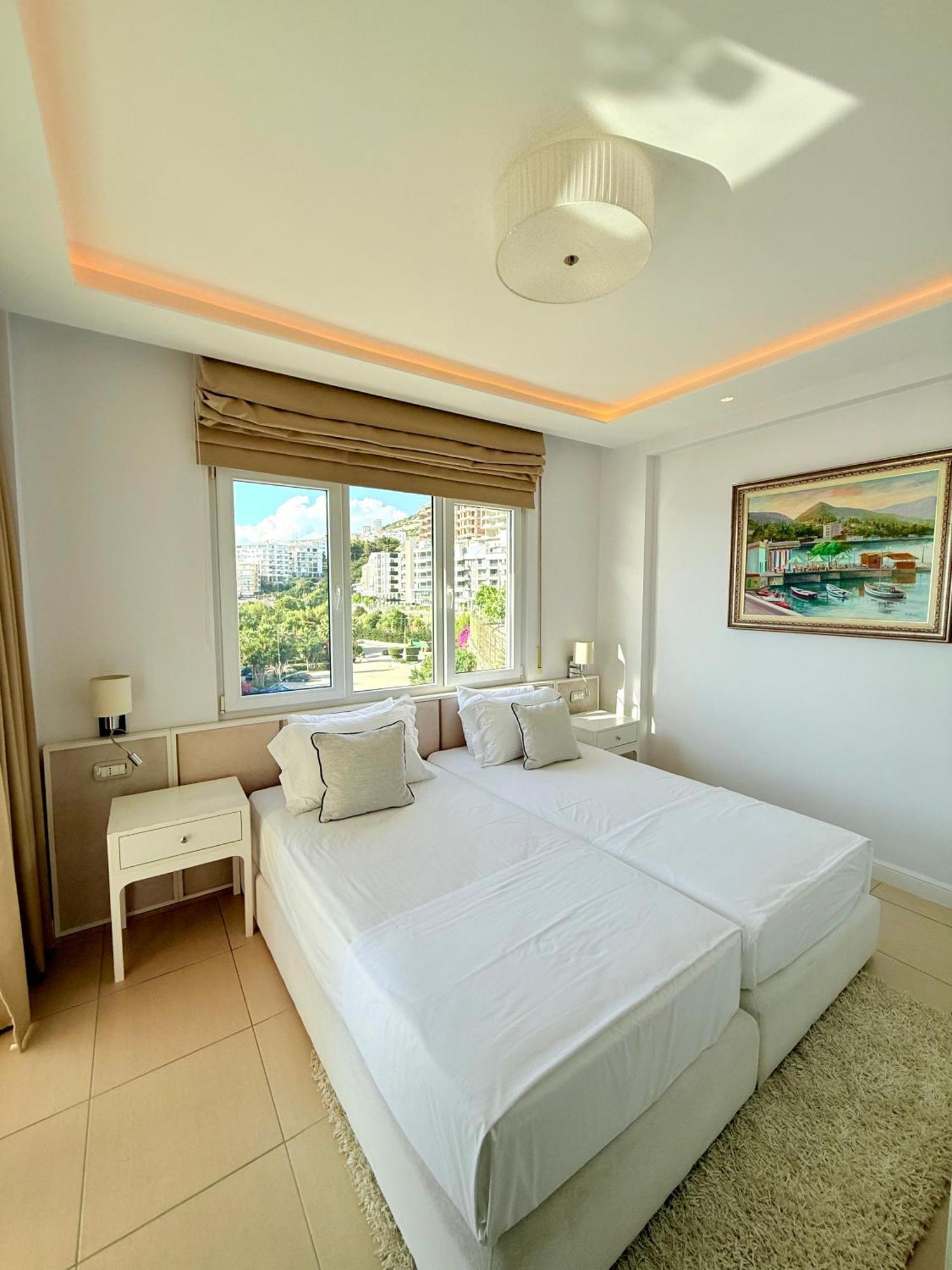 Limani Deluxe Apartments Sarandë Buitenkant foto