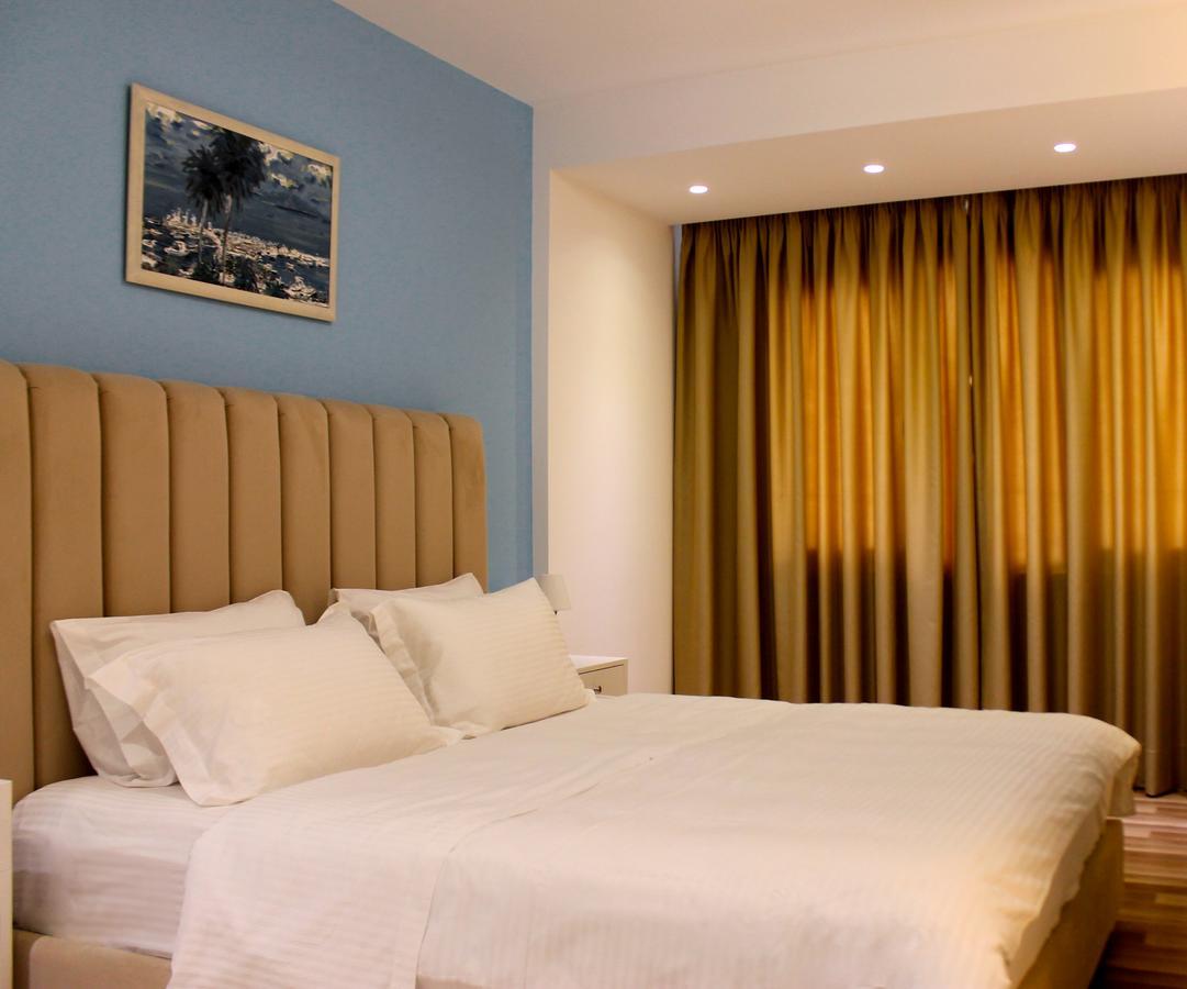 Limani Deluxe Apartments Sarandë Buitenkant foto